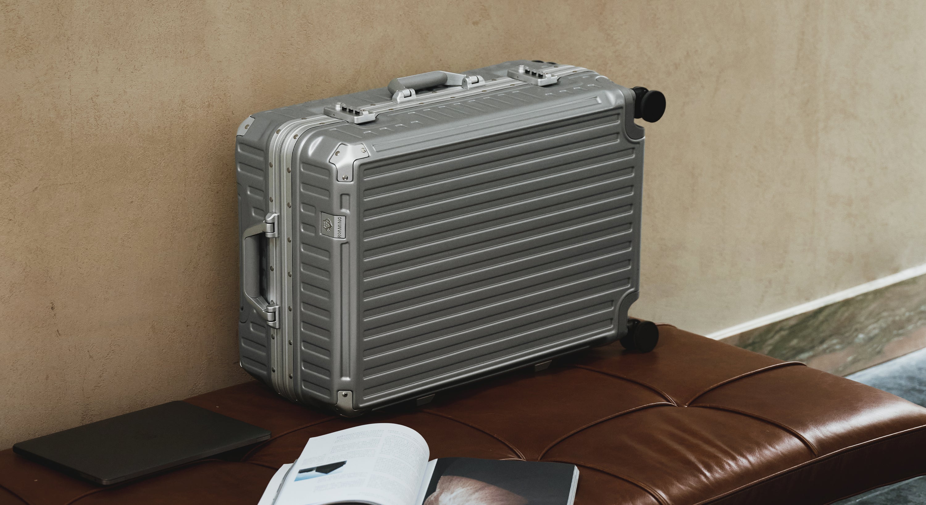ROAMING Zipperless Luggag Blue product detail 1